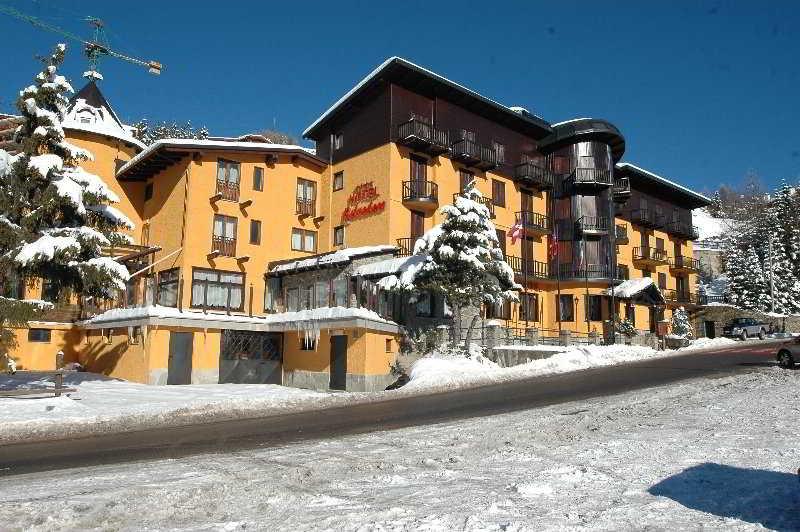 Hotel Belvedere Sestriere Buitenkant foto