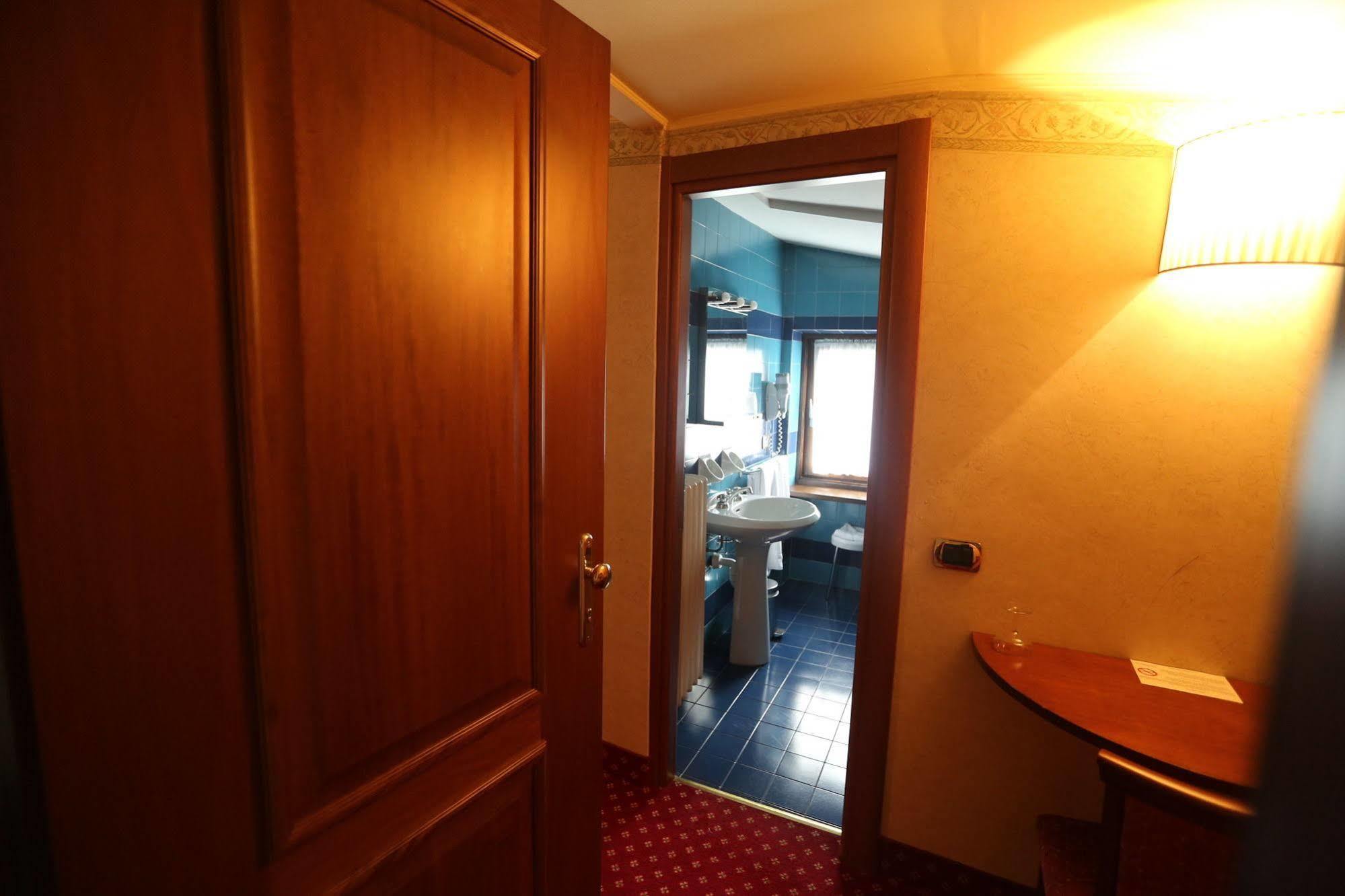 Hotel Belvedere Sestriere Buitenkant foto