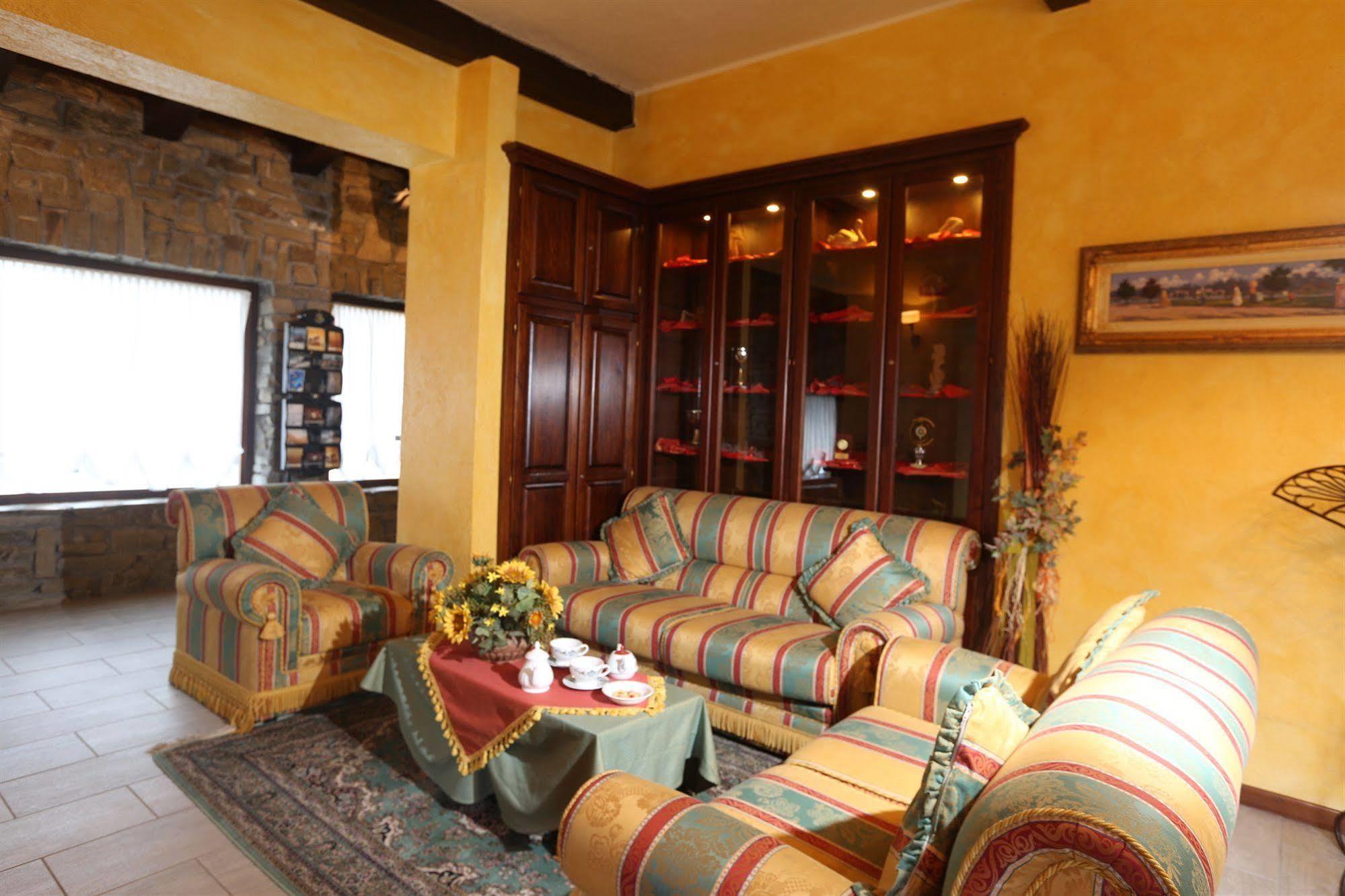 Hotel Belvedere Sestriere Buitenkant foto